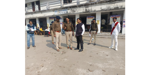 तिरहुत स्नातक उपचुनाव : जिलाधिकारी और एसएसपी ने मतदान केंद्रों का किया निरीक्षण, 12 बजे तक 16.95% मतदान