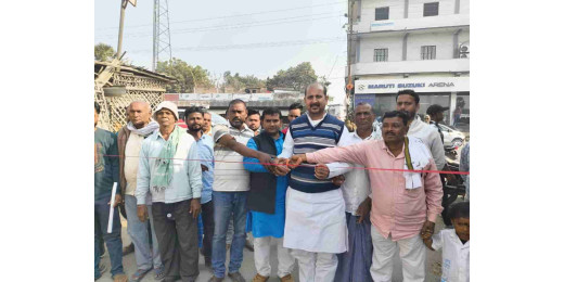 विधायक शाहीन ने किया दो सड़कों का उद्घाटन