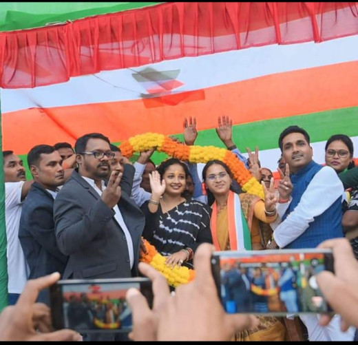 कल्पना सोरेन ने मांडर विधानसभा में लापुंग में आयोजित जनसभा को संबोधित किया 
