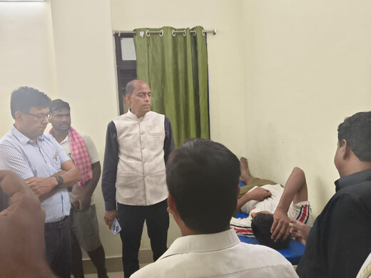 डीएम शैलेंद्र कुमार ने चानन में परखी चुनावी तैयारी, पीएचसी में 24×7 सेवा बहाल रखने का निर्देश 