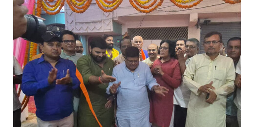 मुजफ्फरपुर के भगवानपुर में होटल सुगंध इन का पूर्व मंत्री सुरेश कुमार शर्मा ने किया उद्घाटन