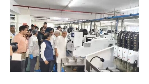 नोएडा में शुरू हुई टेम्पर्ड ग्लास फैक्ट्री, आत्मनिर्भर भारत की ओर बड़ा कदम