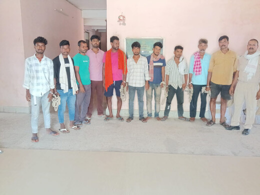 मद्य निषेध विभाग की कार्रवाई, 10 लोगों पर गिरी गाज
