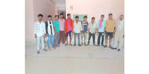 मद्य निषेध विभाग की कार्रवाई, 10 लोगों पर गिरी गाज