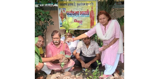 अखंड भारत संकल्प दिवस पर पीपल-बरगद का पौधारोपण, पर्यावरण संरक्षण का दिया संदेश