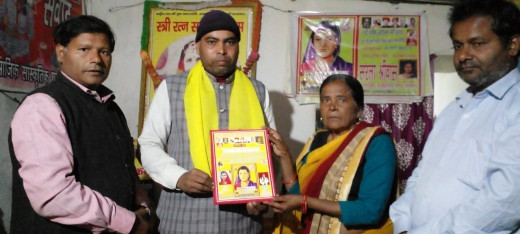 युवा साहित्य रत्न सम्मान से सम्मानित हुए साहित्यकार सुनील कुमार प्रिय 
