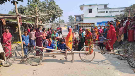 विद्यापतिनगर में युवक की गला दबाकर हत्या, आक्रोशित ग्रामीणों ने किया सड़क जाम