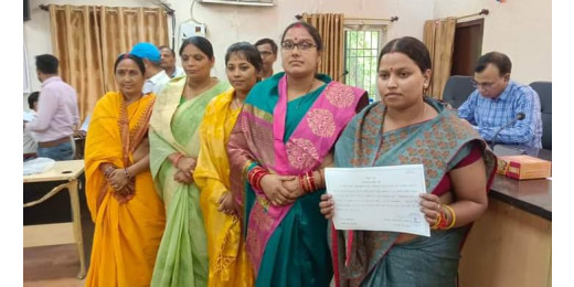 जिला परिषद अध्यक्ष पद पर निर्विरोध निर्वाचित हुई अंशु कुमारी
