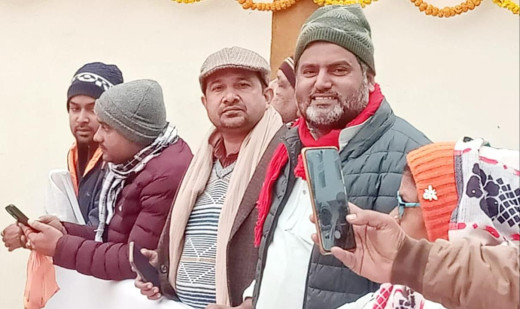 प्रगति यात्रा के दौरान भाकपा-माले ने मुख्यमंत्री को सौंपा मांग पत्र 