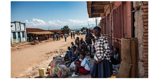 कांगो के पूर्वी हिस्से में भीषण संघर्ष के बाद 5 लाख से अधिक लोग विस्थापित : यूनिसेफ