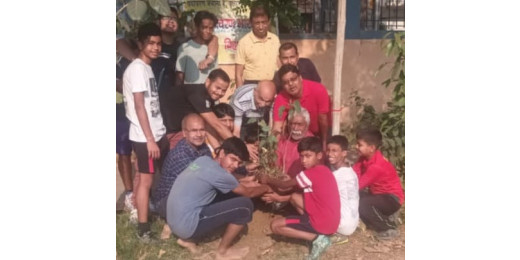 पटना में चिपको आंदोलन की 51वीं वर्षगांठ पर पर्यावरण भारती ने किया पीपल का पौधारोपण