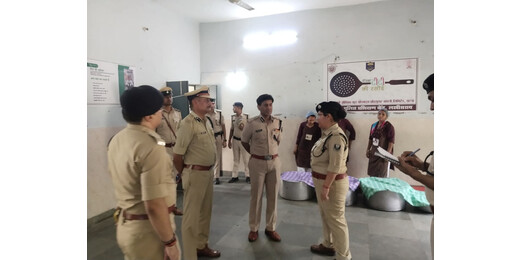 एडीजी अमित लोढ़ा ने किया पुलिस केंद्र का निरीक्षण, प्रशिक्षु जवानों का बढ़ाया मनोबल