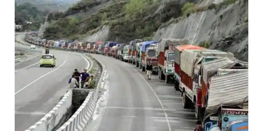 जम्मू-श्रीनगर राष्ट्रीय राजमार्ग पर आवाजाही की अनुमति, मुगल रोड बंद