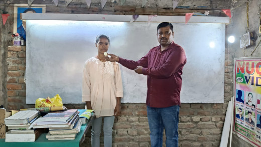 मुनिता कुमारी ने विज्ञान संकाय में 445 अंक हासिल कर पकड़ीदयाल अनुमंडल में लहराया परचम