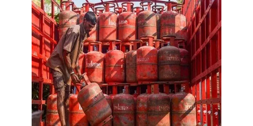 रसोई गैस बुकिंग नियमों में बदलाव, अब 25 दिन बाद ही मिलेगा नया सिलिंडर