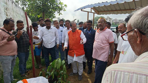 अटल बिहारी वाजपेयी की पुण्यतिथि पर लखीसराय में श्रद्धांजलि और पौधारोपण कार्यक्रम