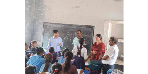 जिलाधिकारी सुब्रत कुमार सेन ने कुढ़नी प्रखंड में विकास कार्यों की समीक्षा की