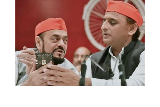 बाबरी विध्वंस पर उद्धव सेना के रुख से नाराज सपा, महाविकास आघाड़ी से हटने का ऐलान