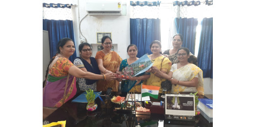 बिहार विश्वविद्यालय की पहली महिला कुलसचिव डॉ. अपराजिता कृष्णा का भव्य स्वागत