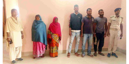 दो महिला धंधेबाज गिरफ्तार, 22 लीटर महुआ चुलाई शराब जब्त