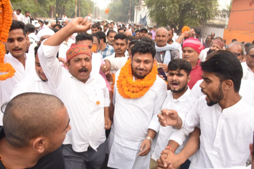तिरहुत स्नातक उपचुनाव में राकेश रौशन ने भरा पर्चा, लोजपा के प्रदेश उपाध्यक्ष पद से दिया था इस्तीफा