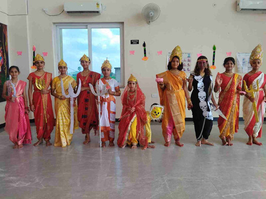 माउंट लिट्रा ज़ी स्कूल में दुर्गा पूजा पर सांस्कृतिक कार्यक्रमों का भव्य आयोजन 