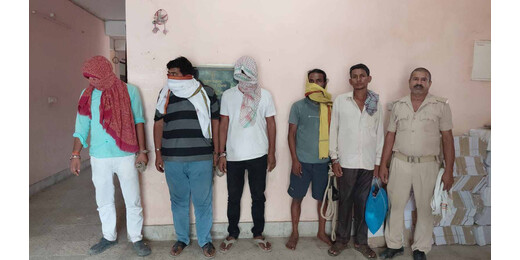 मद्य निषेध विभाग की कार्यवाई  में 7 गिरफ्तार, 30 लीटर चुलाई शराब बरामद