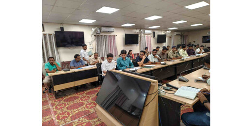 सड़क सुरक्षा को लेकर प्रशासन सख्त, जिला राजमार्ग सुरक्षा टास्क फोर्स की बैठक