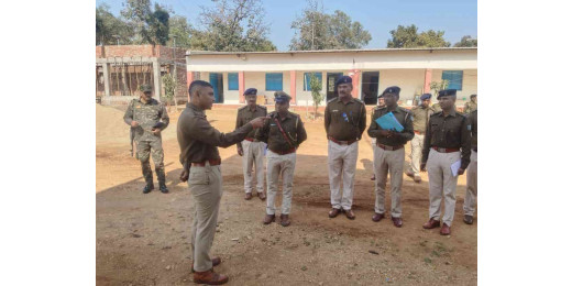 एसपी कुमार गौरव ने छिपादोहर थाना व केड़ पुलिस पिकेट का किया निरीक्षण