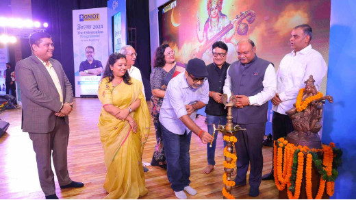 अवध प्रताप ओझा ने अंतर्दृष्टि के माध्यम से छात्रों को दिया अपने सपनों को साकार करने का मूल मंत्र