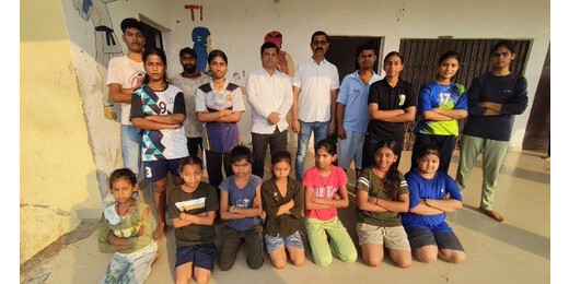 राष्ट्रीय स्तर की राह पर लखीसराय के गतका खिलाड़ी, गोल्ड कप के लिए हुए रवाना