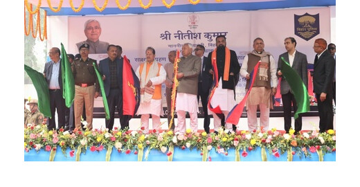 अपराध पर लगाम : 34 मोबाइल फॉरेंसिक वाहनों को सीएम ने दिखाई हरी झंडी 