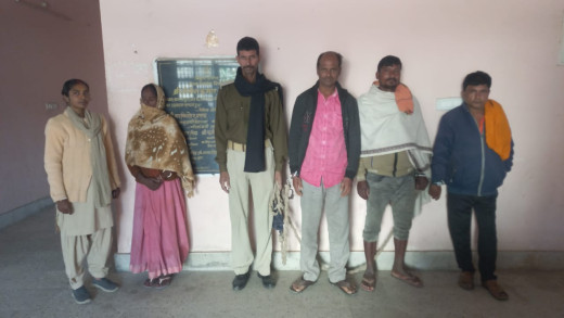 अवैध शराब की बिक्री कर रहे चार तस्कर बरामद
