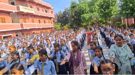 सेंट जोसेफ सीनियर सेकेंडरी स्कूल ने स्वच्छता पखवाड़ा 2024 के तहत लिया स्वच्छता का संकल्प