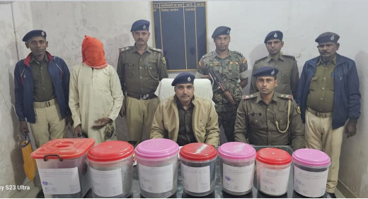 लखौरा में करोड़ों के मादक पदार्थ जब्त, एक तस्कर धराया