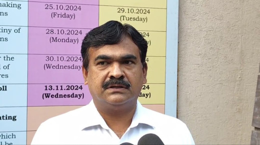 शांतिपूर्ण तरीके से चल रहा मतदान, मतदाताओं से परिवार सहित मतदान करने की अपील