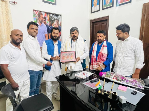 कांग्रेस प्रभारी से मिले दीनबंधु क्रांतिकारी, पलायन रोको रोजगार दो यात्रा के लिए जताया आभार