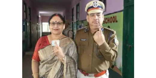 एसएसपी चंदन सिन्हा ने पत्नी संग किया मतदान, सुरक्षा के कड़े इंतजाम की दी जानकारी