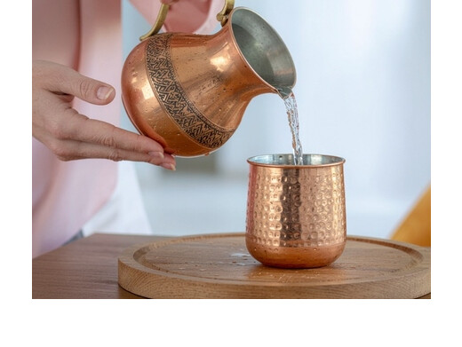 स्वास्थ्य ही नहीं, बल्कि ग्रहों की चाल को भी प्रभावित करते हैं घर में मौजूद बर्तन