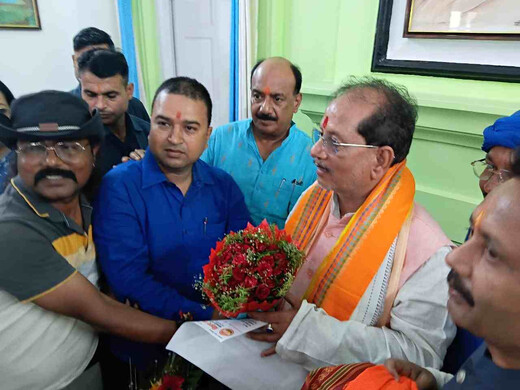 बिहार कलाकार आयोग के गठन की मांग को लेकर उपमुख्यमंत्री से मिला कलाकार संघ, पेंशन योजना पर जताया आभार