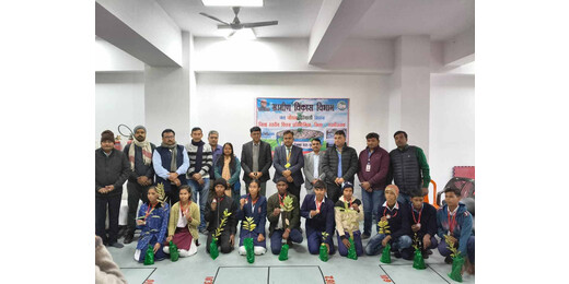 जल जीवन हरियाली क्विज में सपना रही अव्वल, डीएम ने जल संरक्षण का दिया संदेश