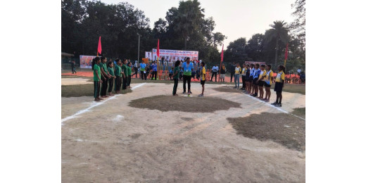 लखीसराय की बालिकाओं ने लगोरी प्रतियोगिता में किया शानदार प्रदर्शन