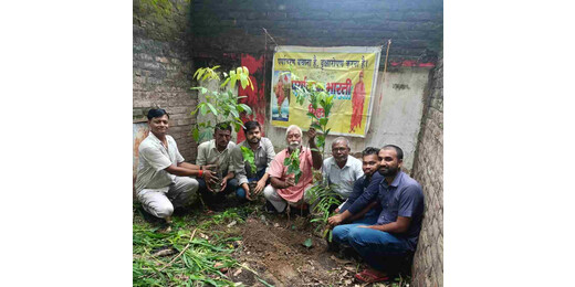 स्वतंत्रता सेनानी नानक सिंह की जयंती पर वृक्षारोपण, पर्यावरण संरक्षण का दिया संदेश