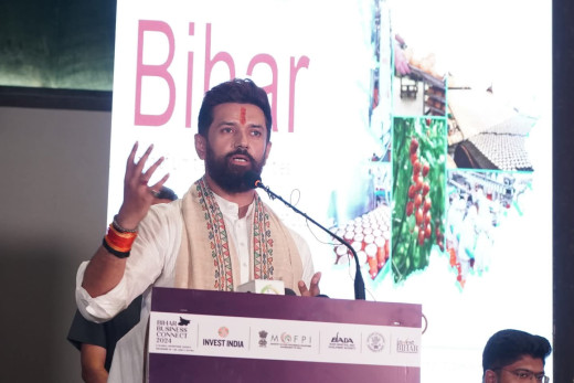 चिराग पासवान का बड़ा बयान – मांस की दुकान बंद करने और नमाज पर रोक फालतू बहस
