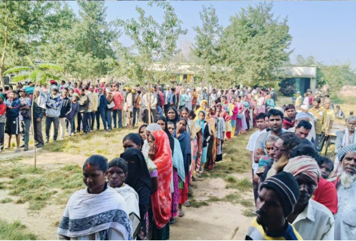 चान्हो प्रखंड में मतदान उत्साहपूर्ण, लुंडरी बूथों पर बड़ी संख्या में वोटिंग जारी