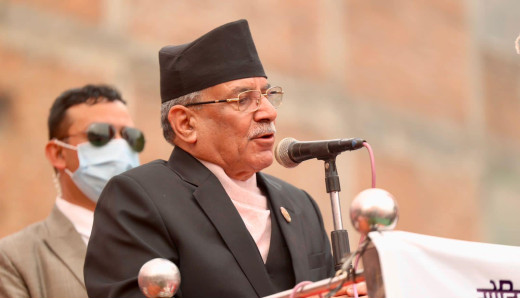 नेपाल : संकट में प्रचंड सरकार, गठबंधन में आई दरार 