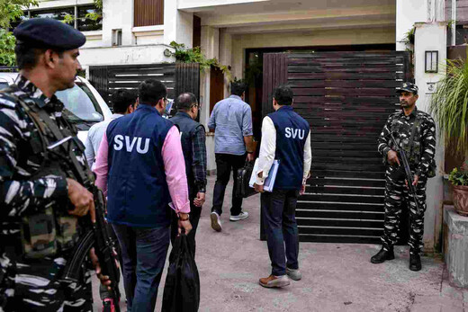 टेंडर घोटाले में SVU का बड़ा शिकंजा, दो IAS समेत तीन लोगों के ठिकानों पर रेड