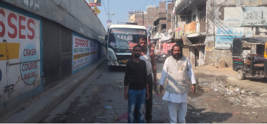 टूटी सड़क और जलजमाव से हादसों का खतरा, भगवानपुर में सड़क मरम्मत की मांग तेज