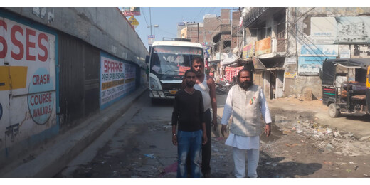 टूटी सड़क और जलजमाव से हादसों का खतरा, भगवानपुर में सड़क मरम्मत की मांग तेज