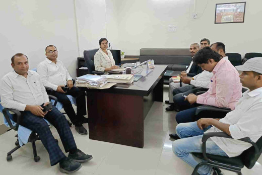 बैंकों से संबंधित लंबित मामलों के निष्पादन हेतु बैठक आयोजित 